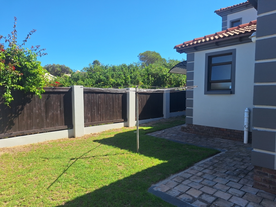 4 Bedroom Property for Sale in Santareme Eastern Cape